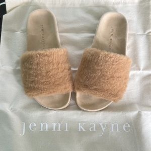 NWOT Jenni Kayne Shearling Slides 36